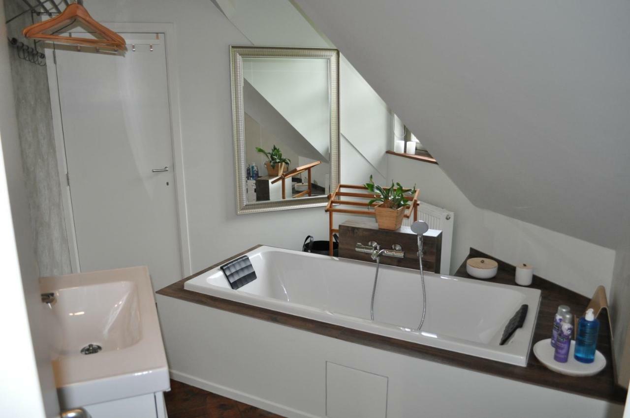 B&B L'Eau Claire La Hulpe Bagian luar foto